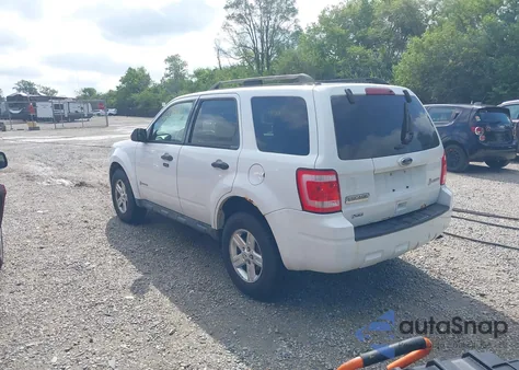 2011 Ford Escape Hybrid z USA, uszkodzony, nr VIN 1FMCU5K33BKC19625